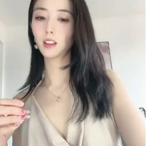 放飞自我收费资源第2弹：抖音美女鱼鱼互动视频16V445M